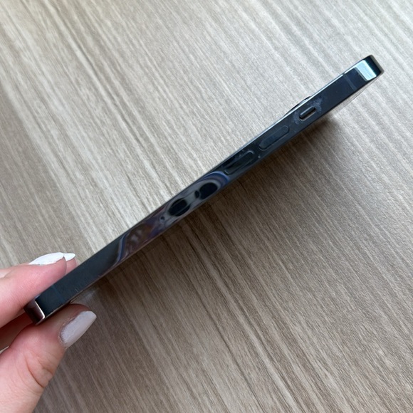 iPhone 13 Pro 128 gb - Picture 4 of 7